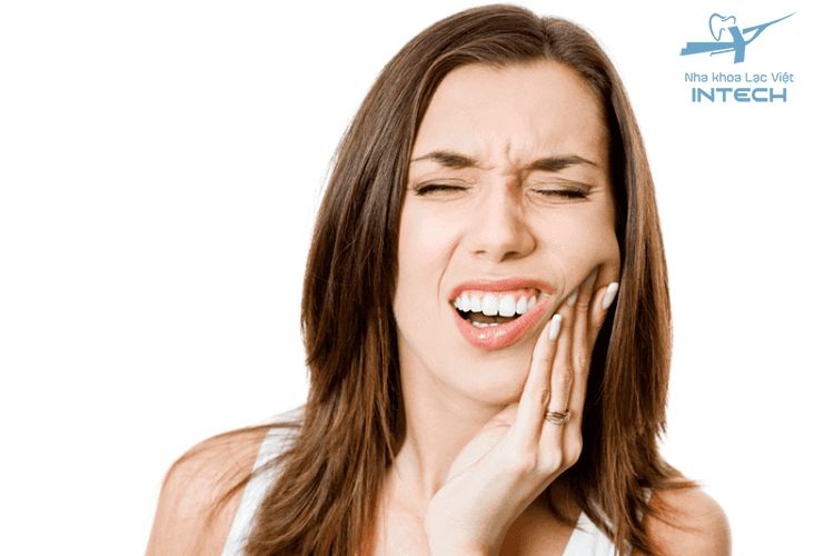 5 Cách khắc phục khi trồng răng sứ bị ê buốt