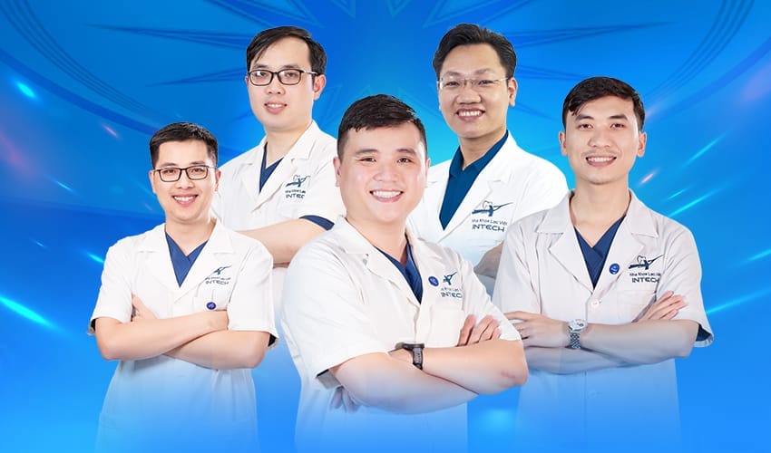Top 6 bác sĩ trồng răng giỏi